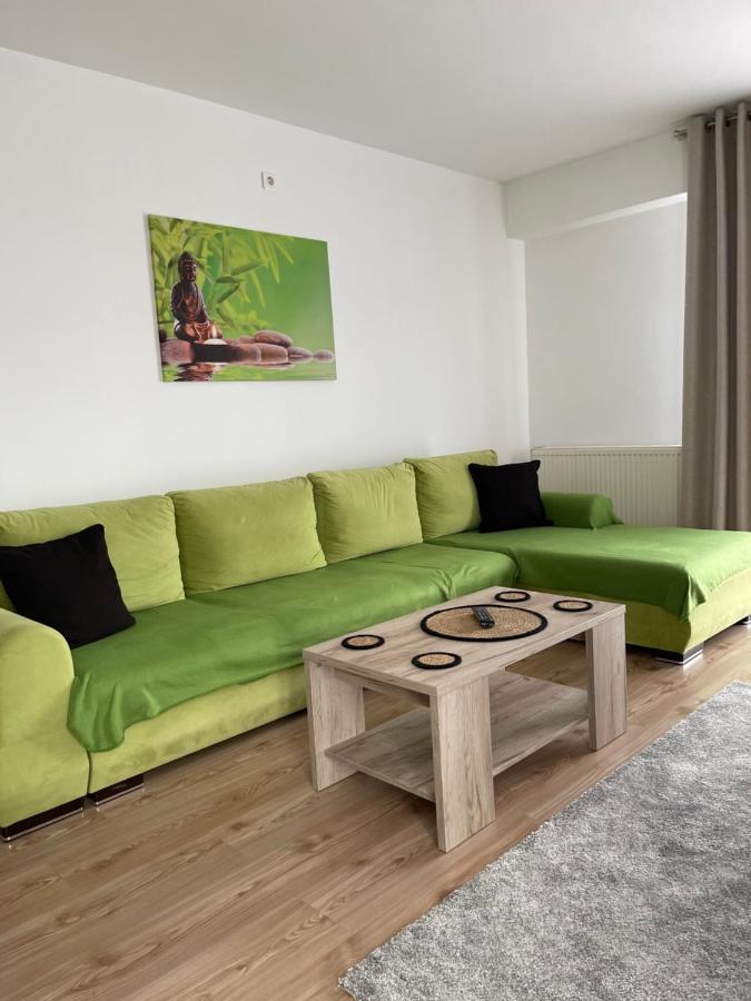 Relaxing Bucharest Airport Residences & Therme-Self Check-In 奥托佩尼 外观 照片
