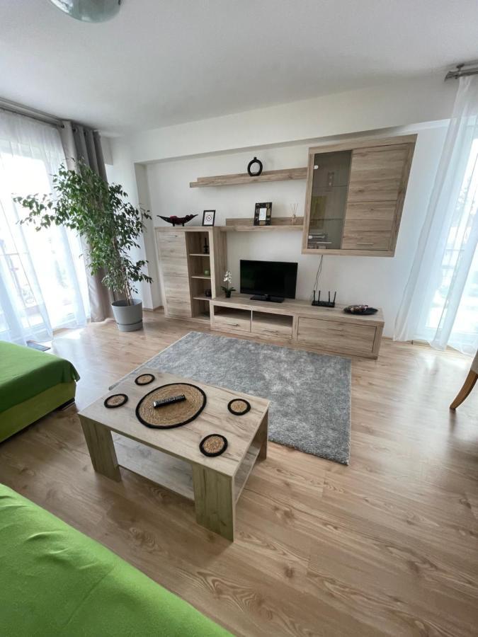 Relaxing Bucharest Airport Residences & Therme-Self Check-In 奥托佩尼 外观 照片