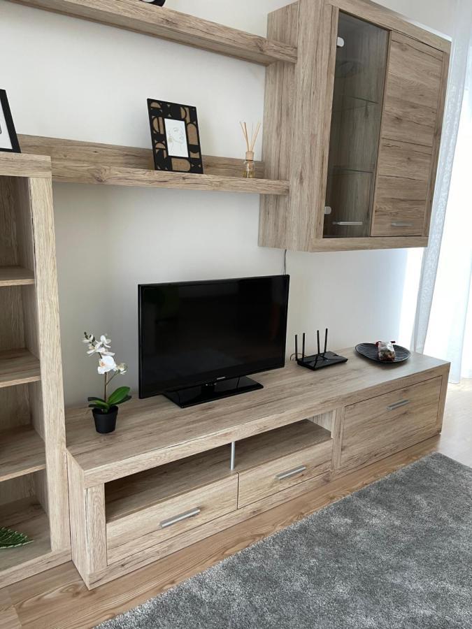 Relaxing Bucharest Airport Residences & Therme-Self Check-In 奥托佩尼 外观 照片