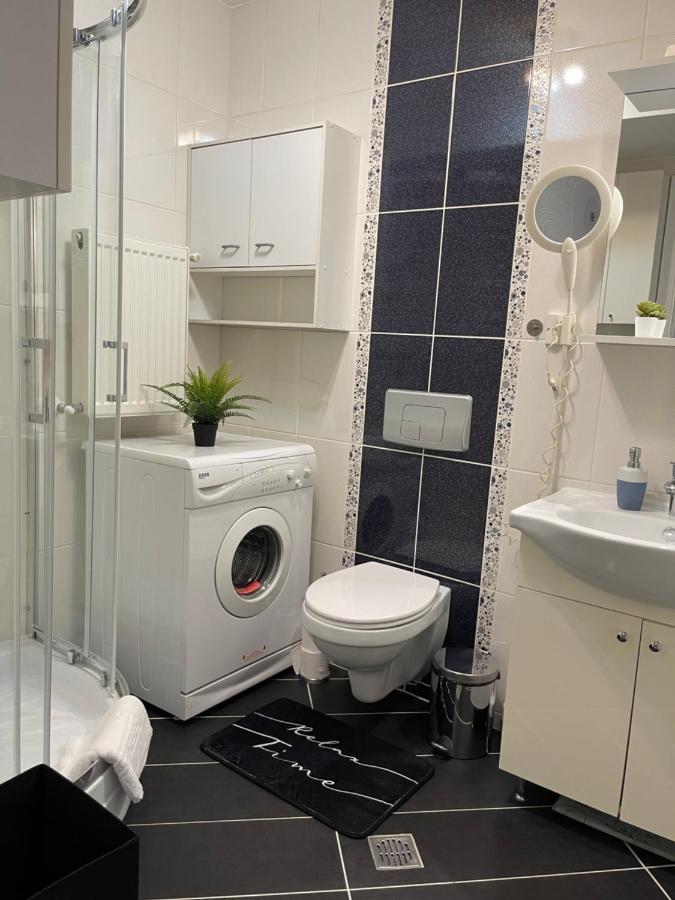 Relaxing Bucharest Airport Residences & Therme-Self Check-In 奥托佩尼 外观 照片