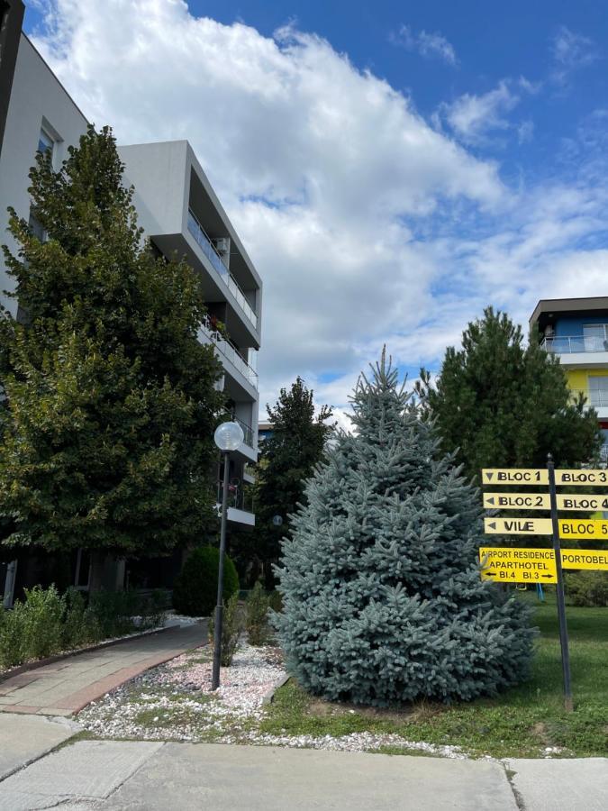 Relaxing Bucharest Airport Residences & Therme-Self Check-In 奥托佩尼 外观 照片